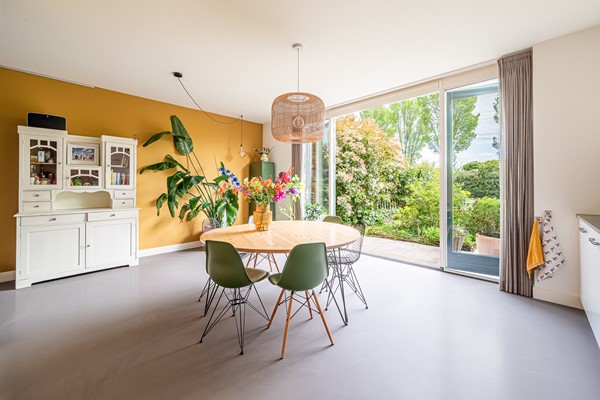 Landsmeer, Zuiderzeelaan 27-9.jpg